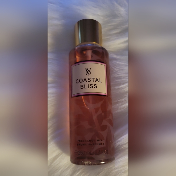 Victoria's Secret Body Lotion & Mist in Costal Bliss Brand New 💎 - Picture 2 of 3
